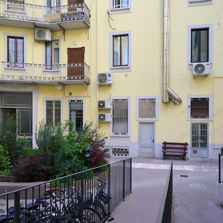 Ross Quadrell - Milano Milão Exterior foto
