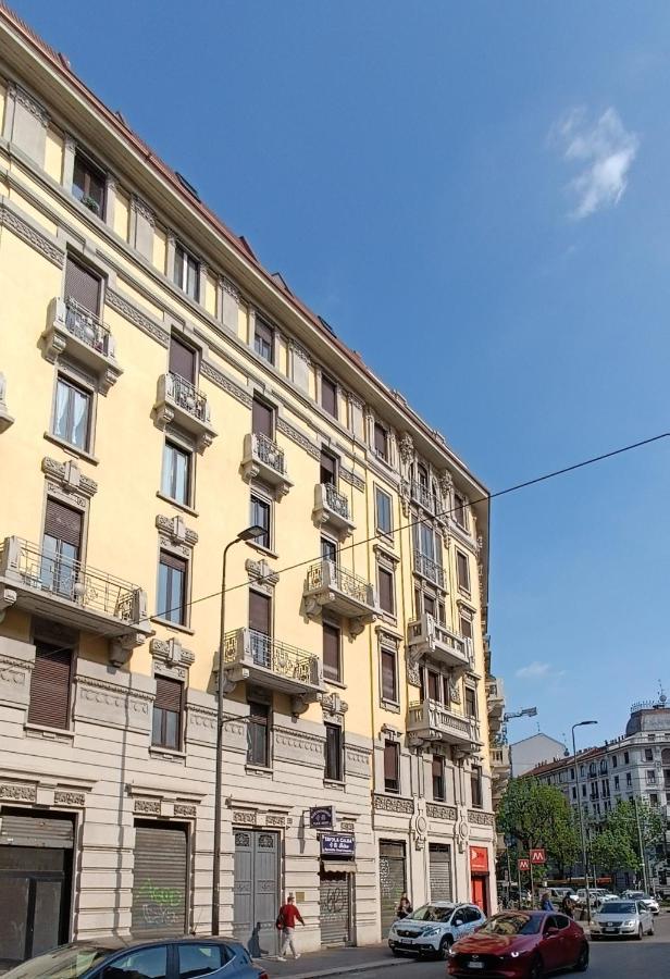 Ross Quadrell - Milano Milão Exterior foto